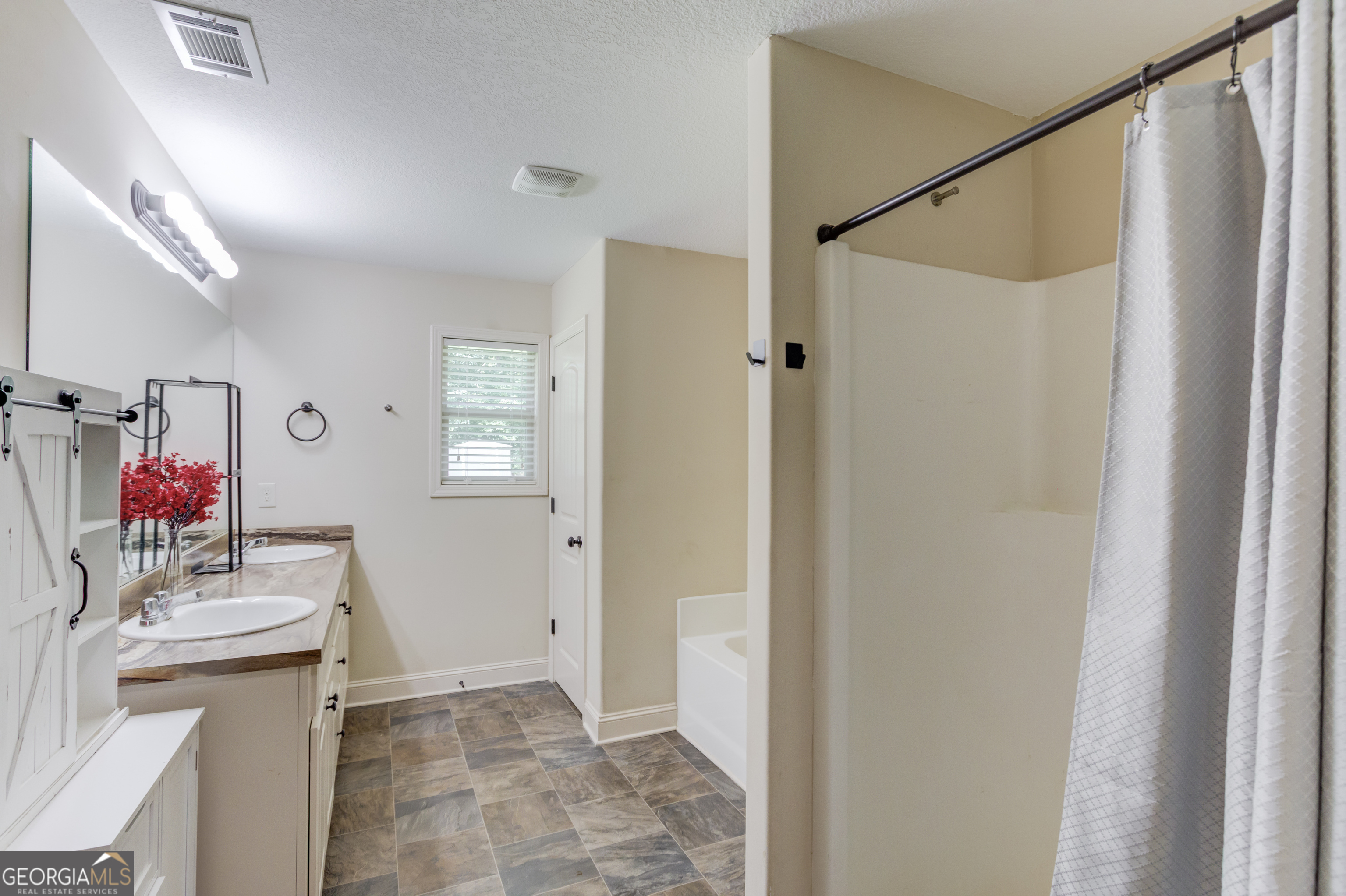 154 Rolling Oaks Lane Colbert GA 30628
