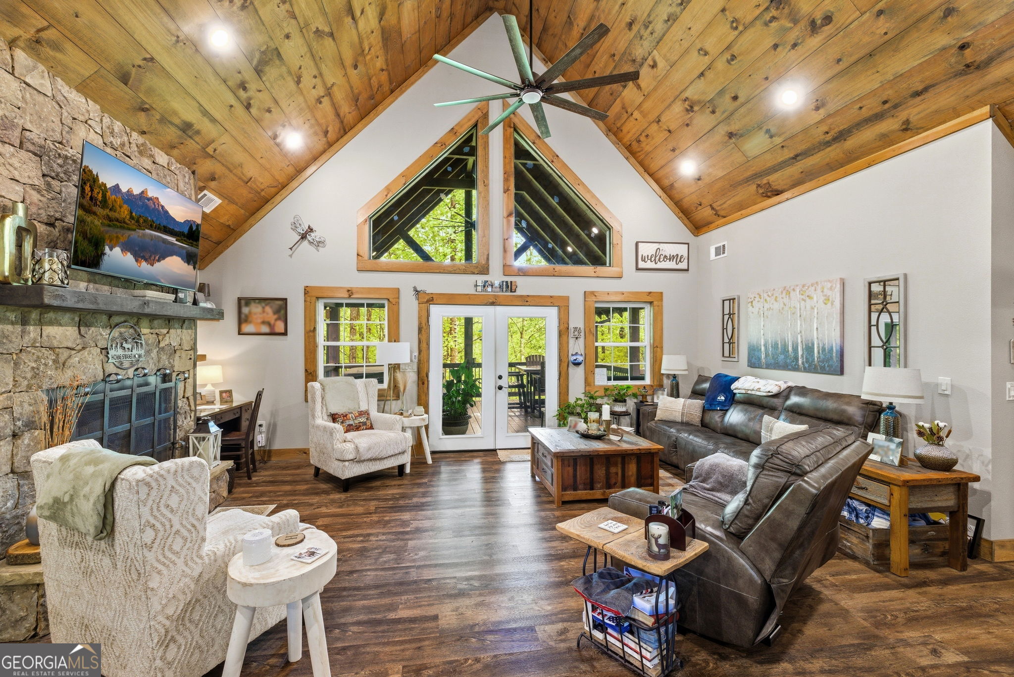 137 Thornwood Lane Ellijay GA 30540