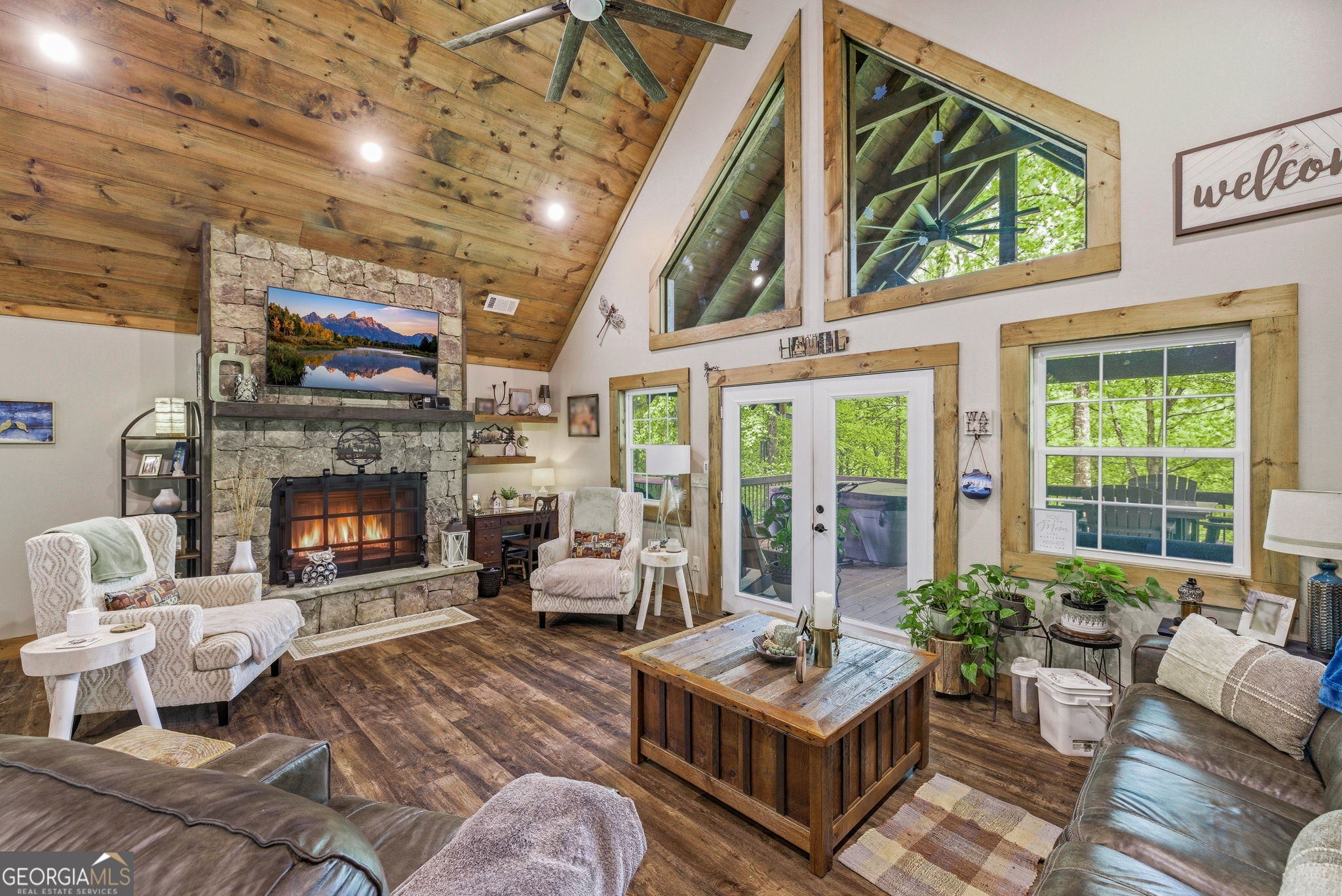 137 Thornwood Lane Ellijay GA 30540
