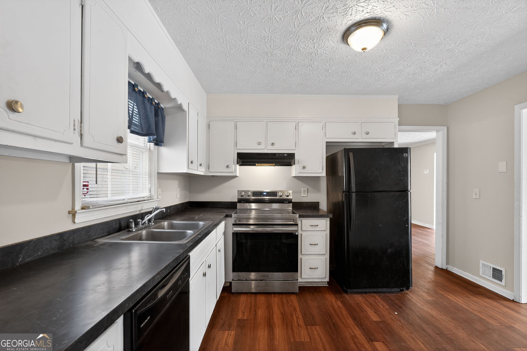 6344 Deshong Drive Lithonia GA 30058