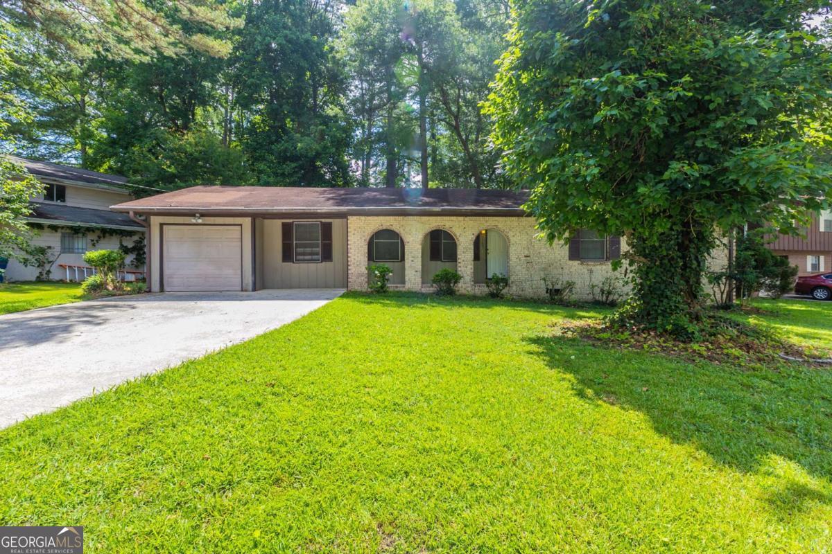 1105 Buckhurst Drive Atlanta GA 30349