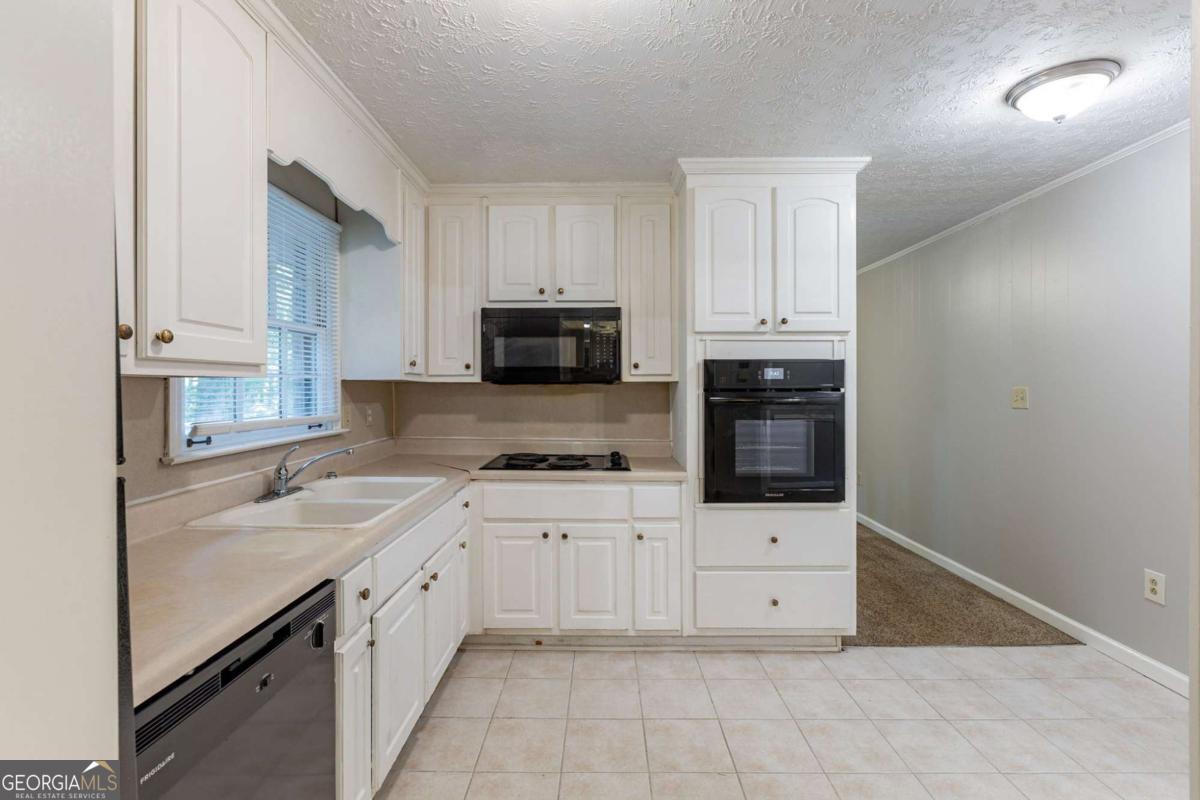 1105 Buckhurst Drive Atlanta GA 30349