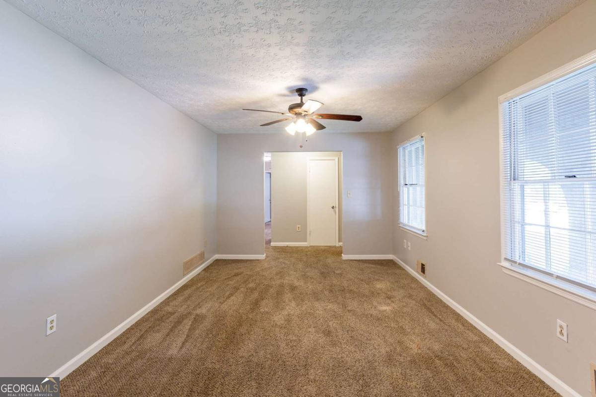 1105 Buckhurst Drive Atlanta GA 30349
