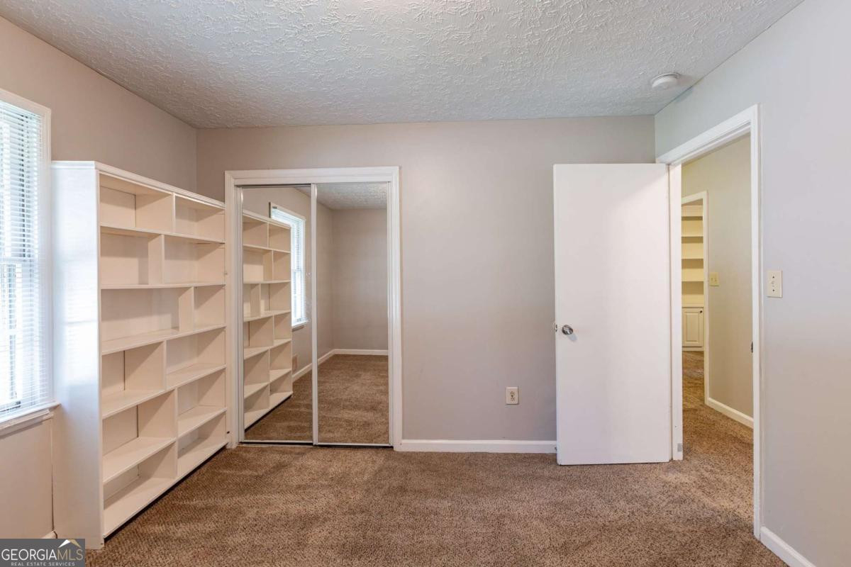 1105 Buckhurst Drive Atlanta GA 30349
