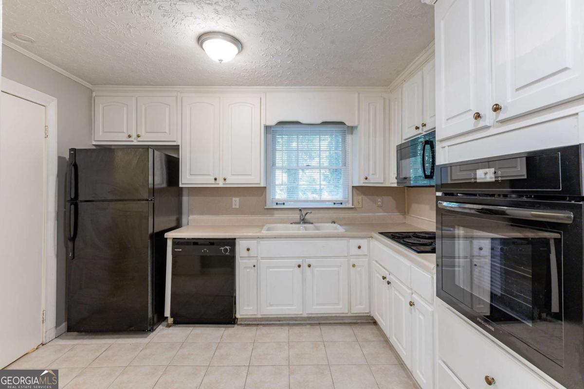 1105 Buckhurst Drive Atlanta GA 30349