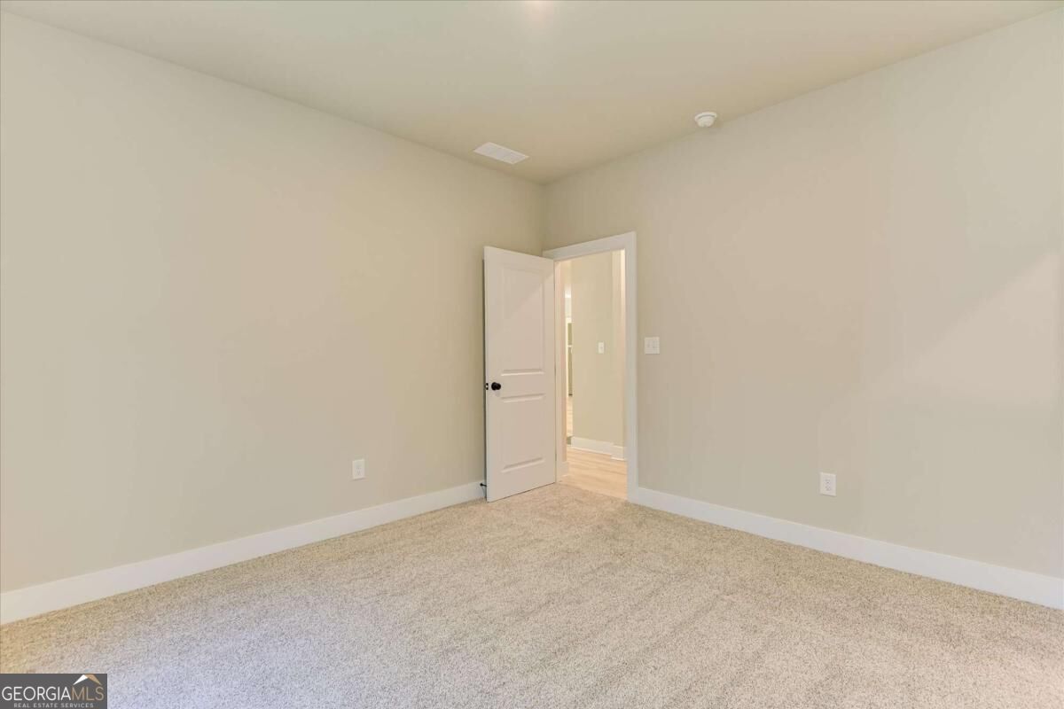 1165 Watersedge Cove Tignall GA 30668