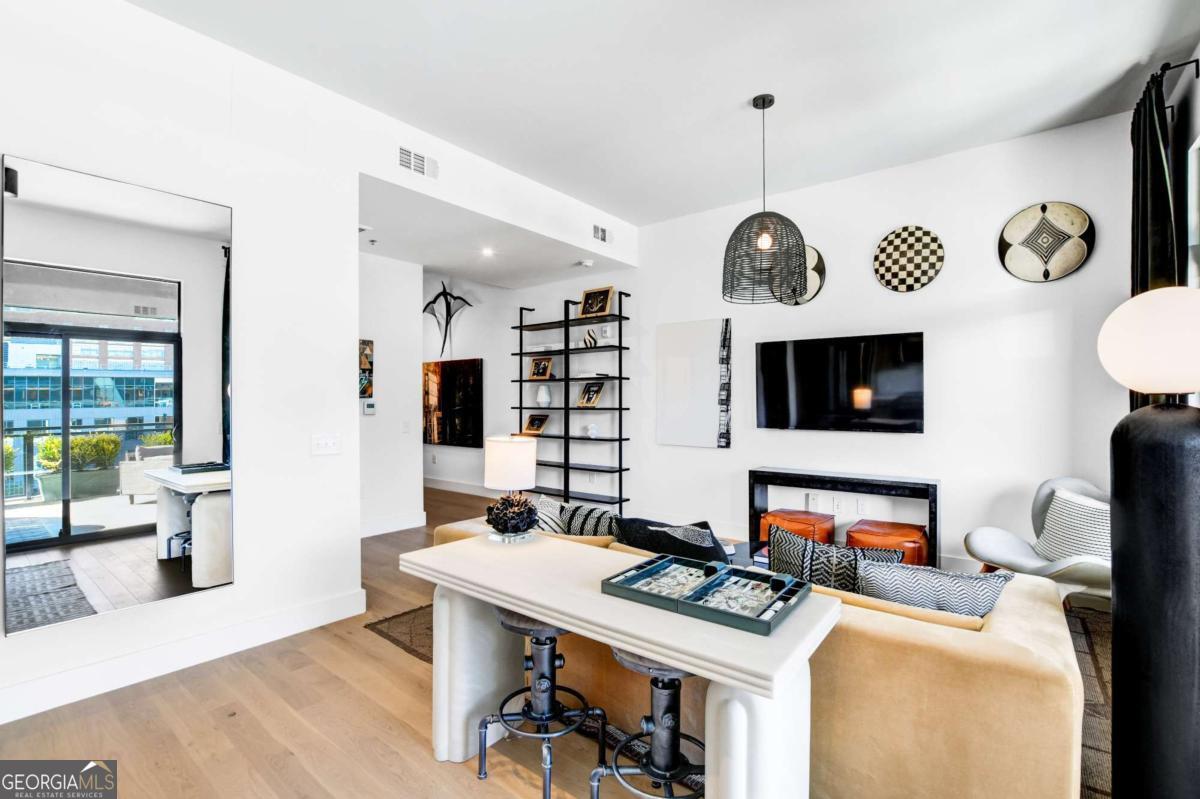 567 Ponce De Leon Avenue Atlanta GA 30308