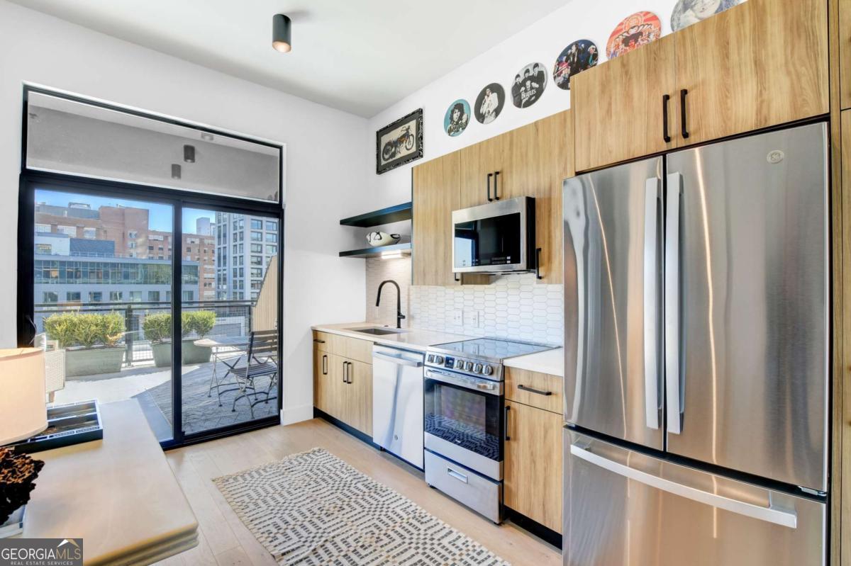 567 Ponce De Leon Avenue Atlanta GA 30308