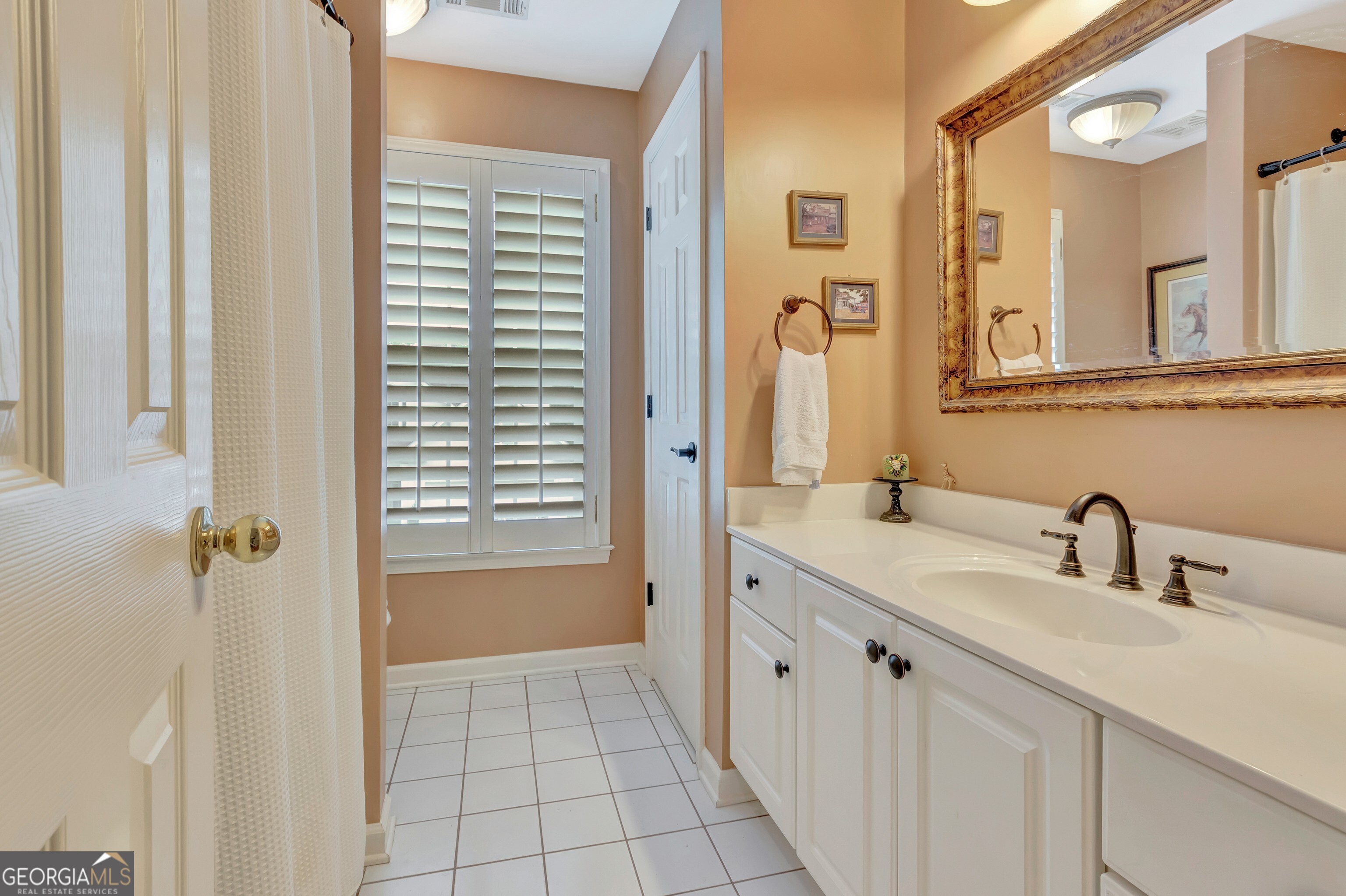 206 Riviera Court Peachtree City GA 30269
