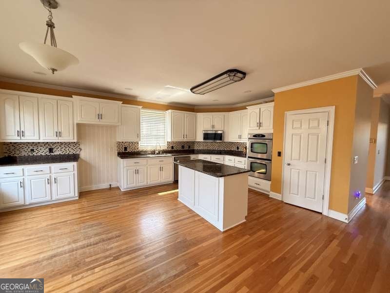2105 Ector Cove NW Kennesaw GA 30152