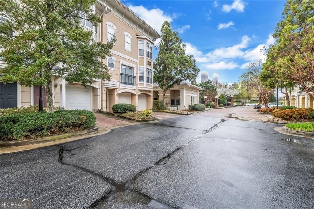 375 Highland Avenue NE Atlanta GA 30312