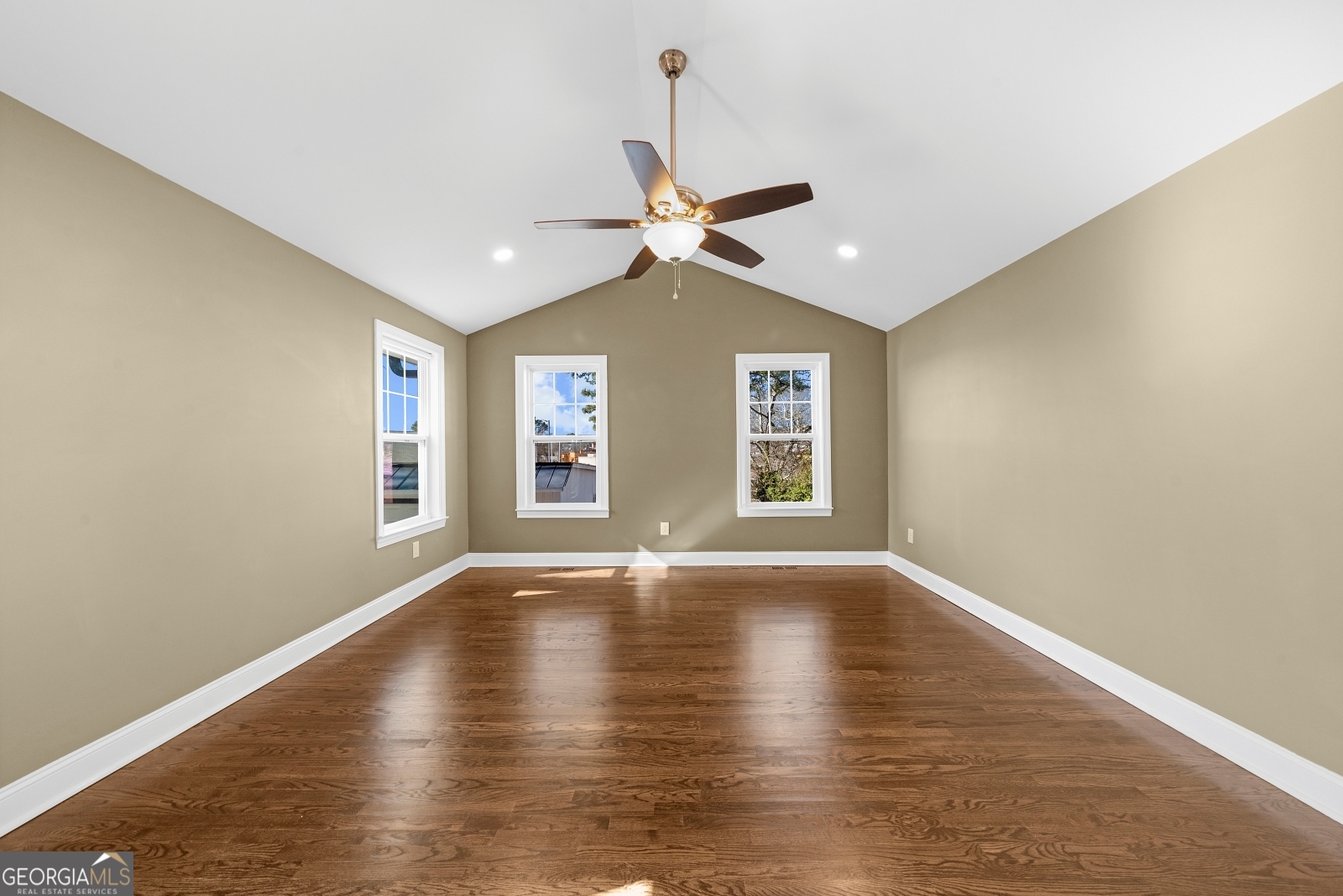 932 Sharon Circle SE Smyrna GA 30080