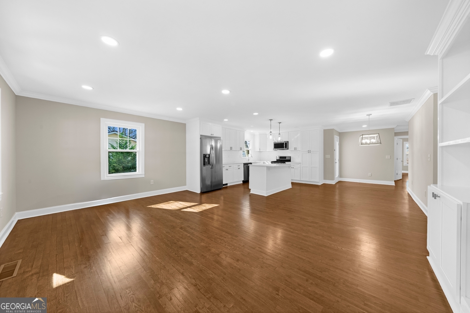 932 Sharon Circle SE Smyrna GA 30080