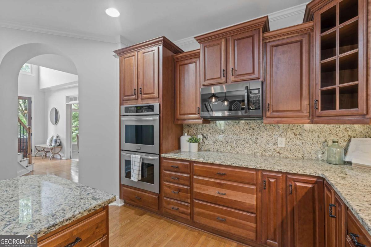 1028 Towne Lake Hills E Woodstock GA 30189