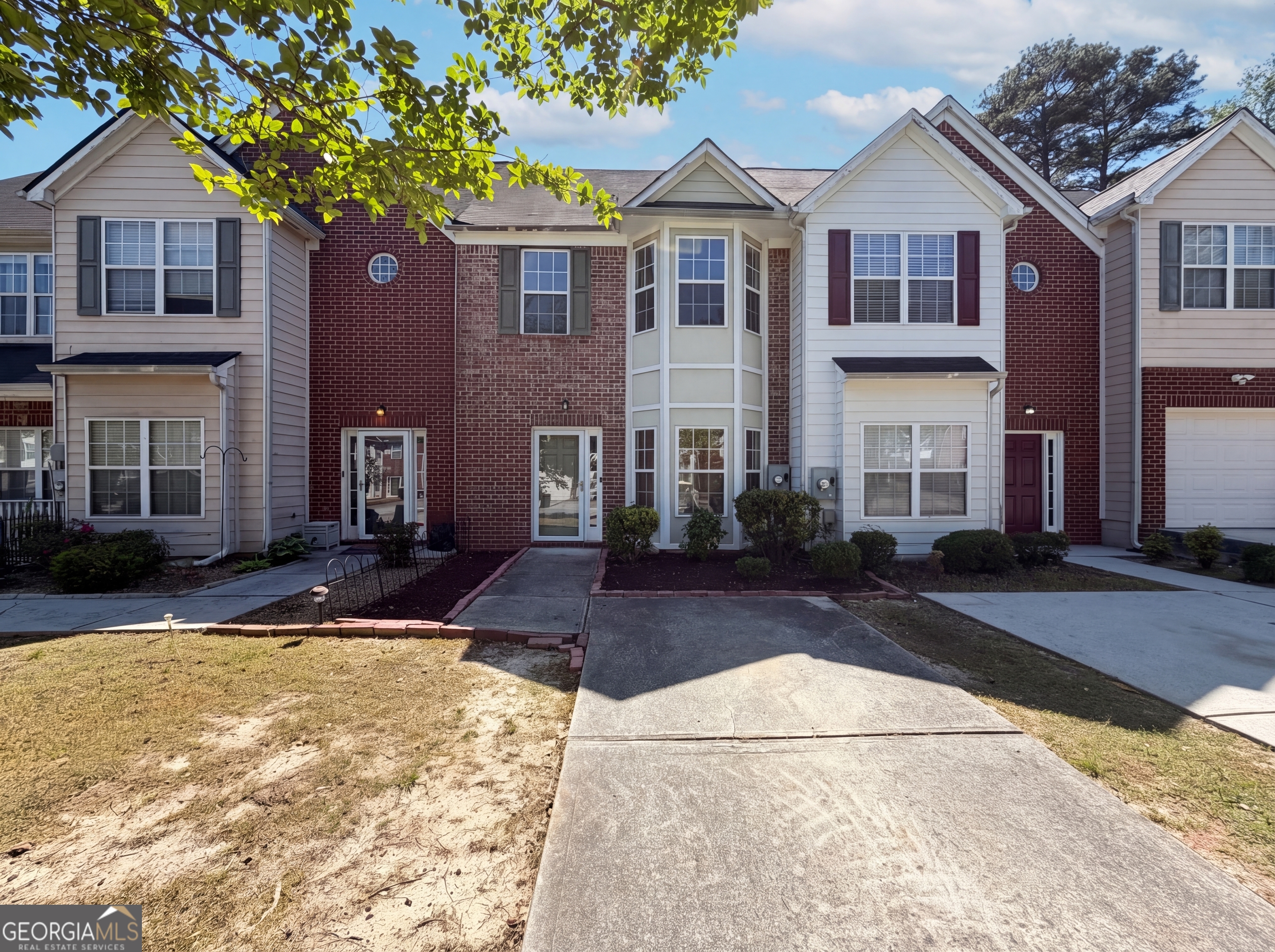 7045 Brookview Creek Riverdale GA 30274