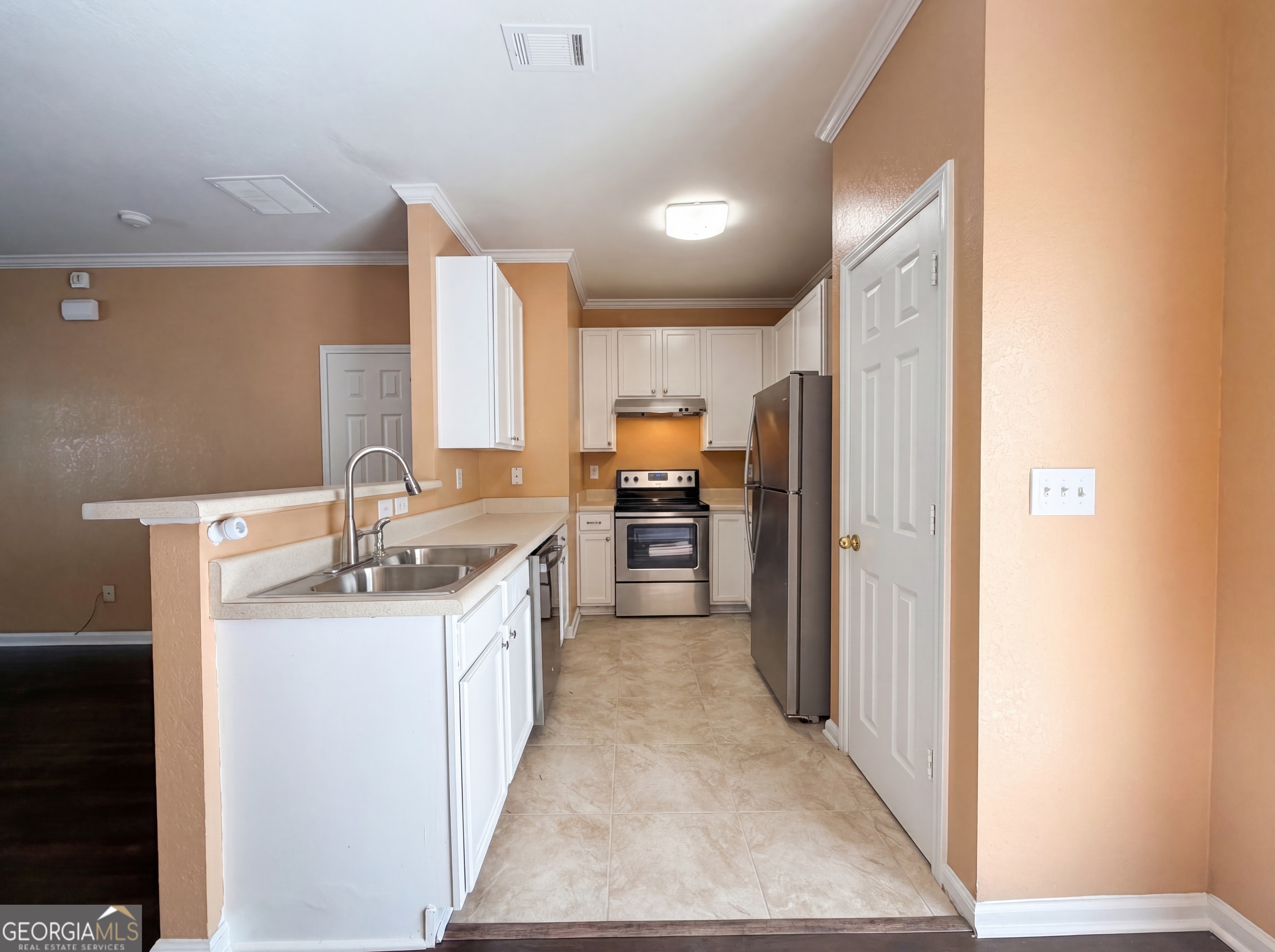 7045 Brookview Creek Riverdale GA 30274