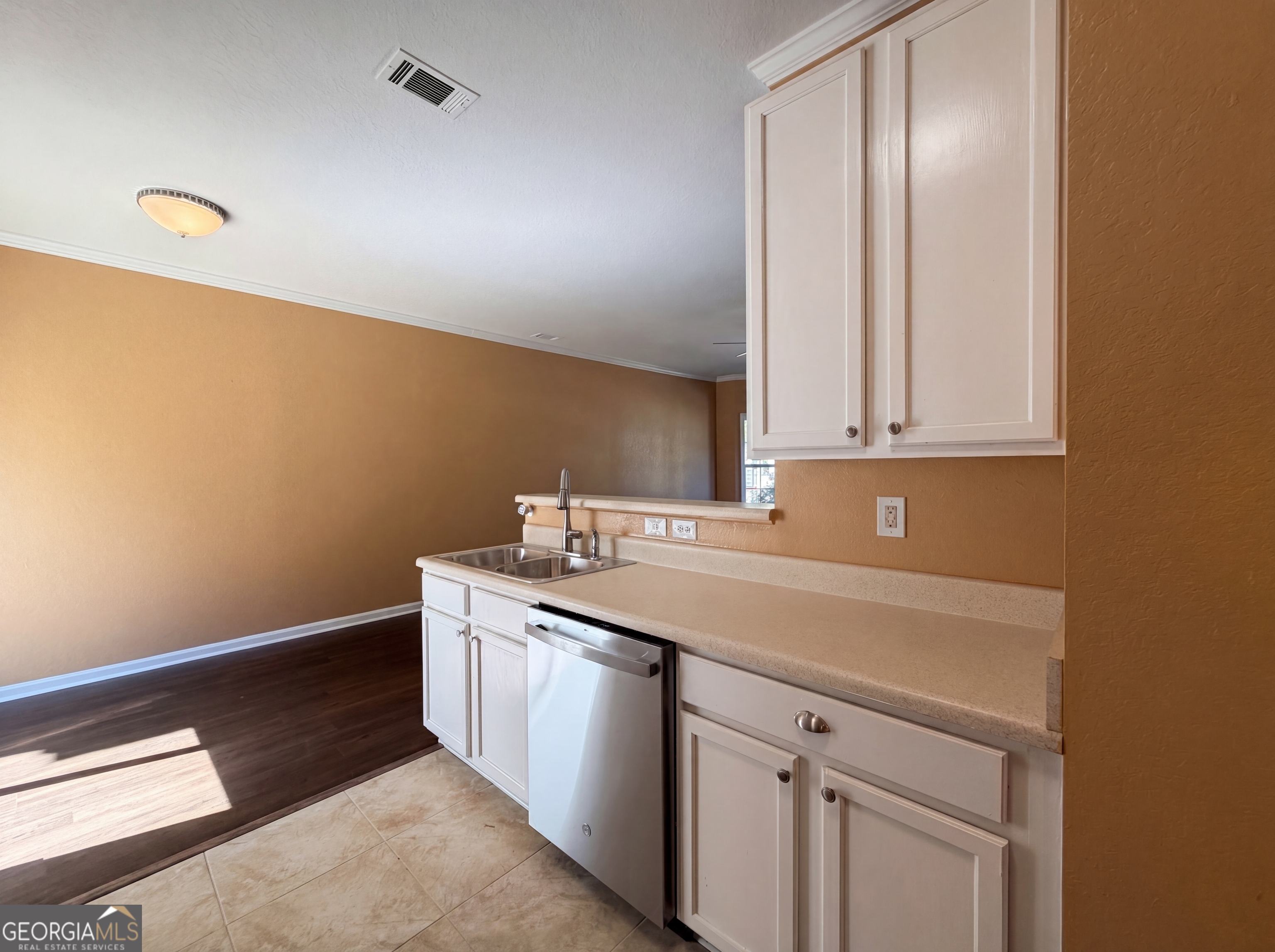 7045 Brookview Creek Riverdale GA 30274