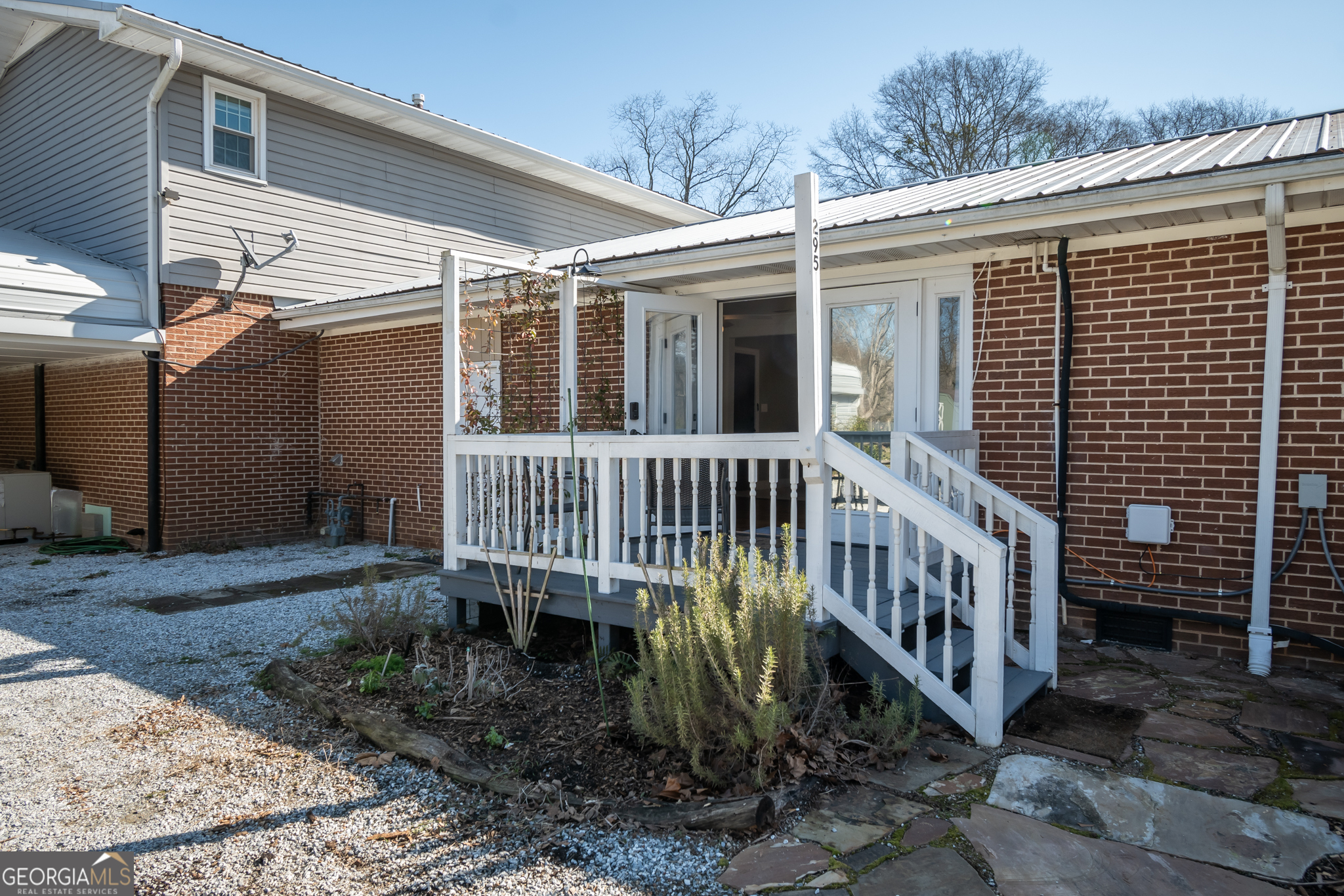 110 Lakeview Drive Winterville GA 30683