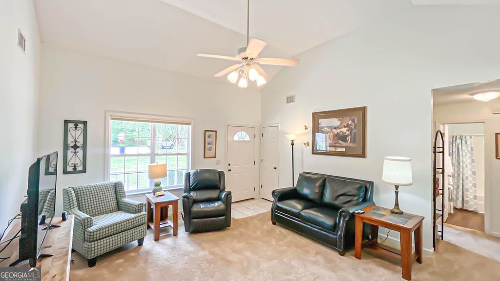 29 Eric Way Bogart GA 30622