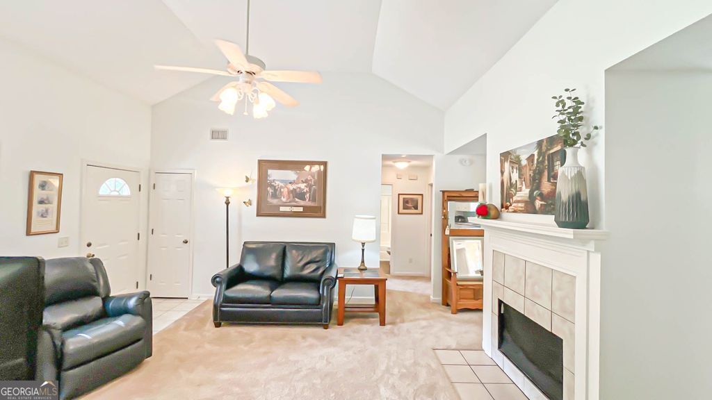 29 Eric Way Bogart GA 30622