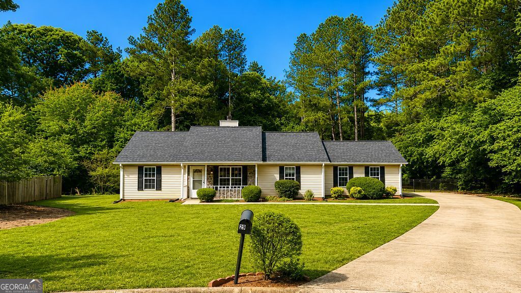 29 Eric Way Bogart GA 30622
