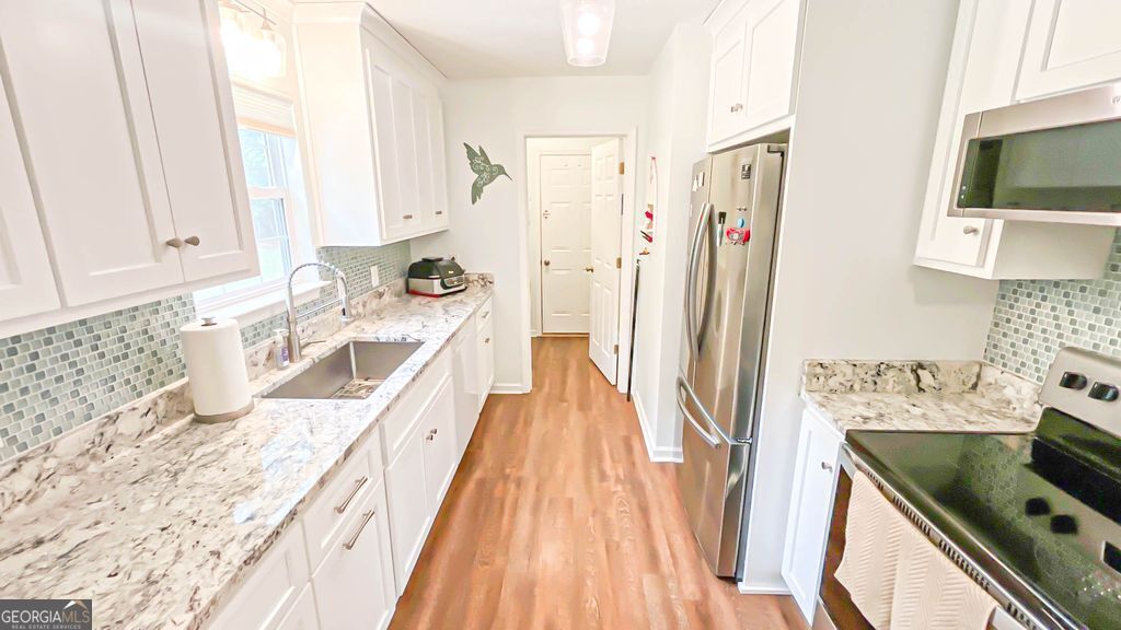 29 Eric Way Bogart GA 30622