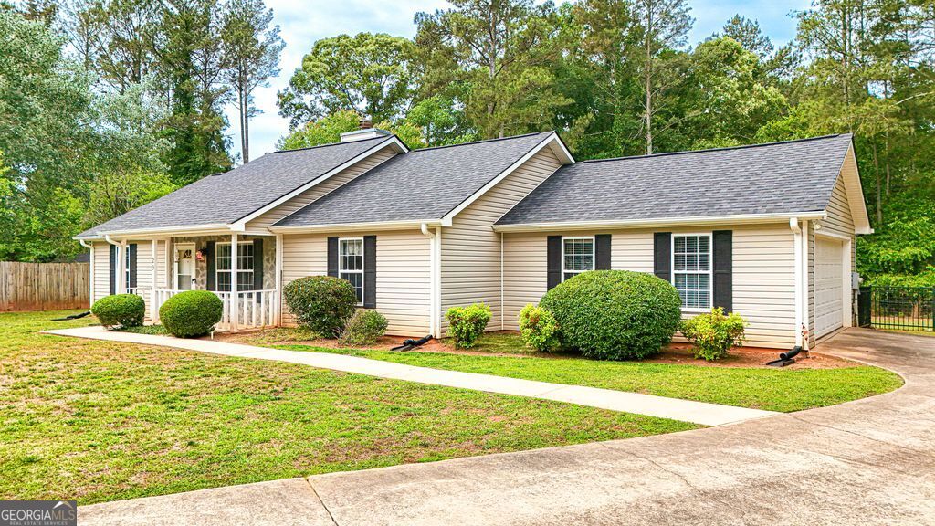 29 Eric Way Bogart GA 30622