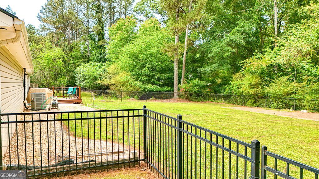 29 Eric Way Bogart GA 30622
