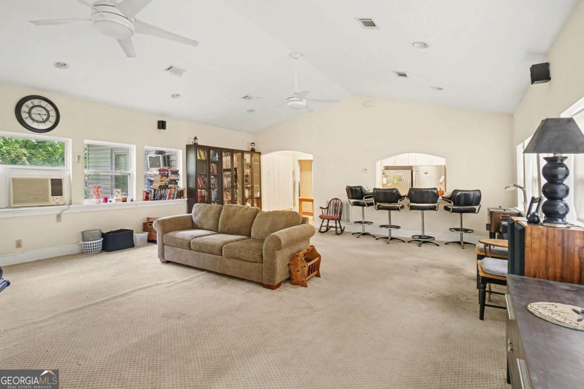 2088 E Roxboro Road NE Atlanta GA 30324