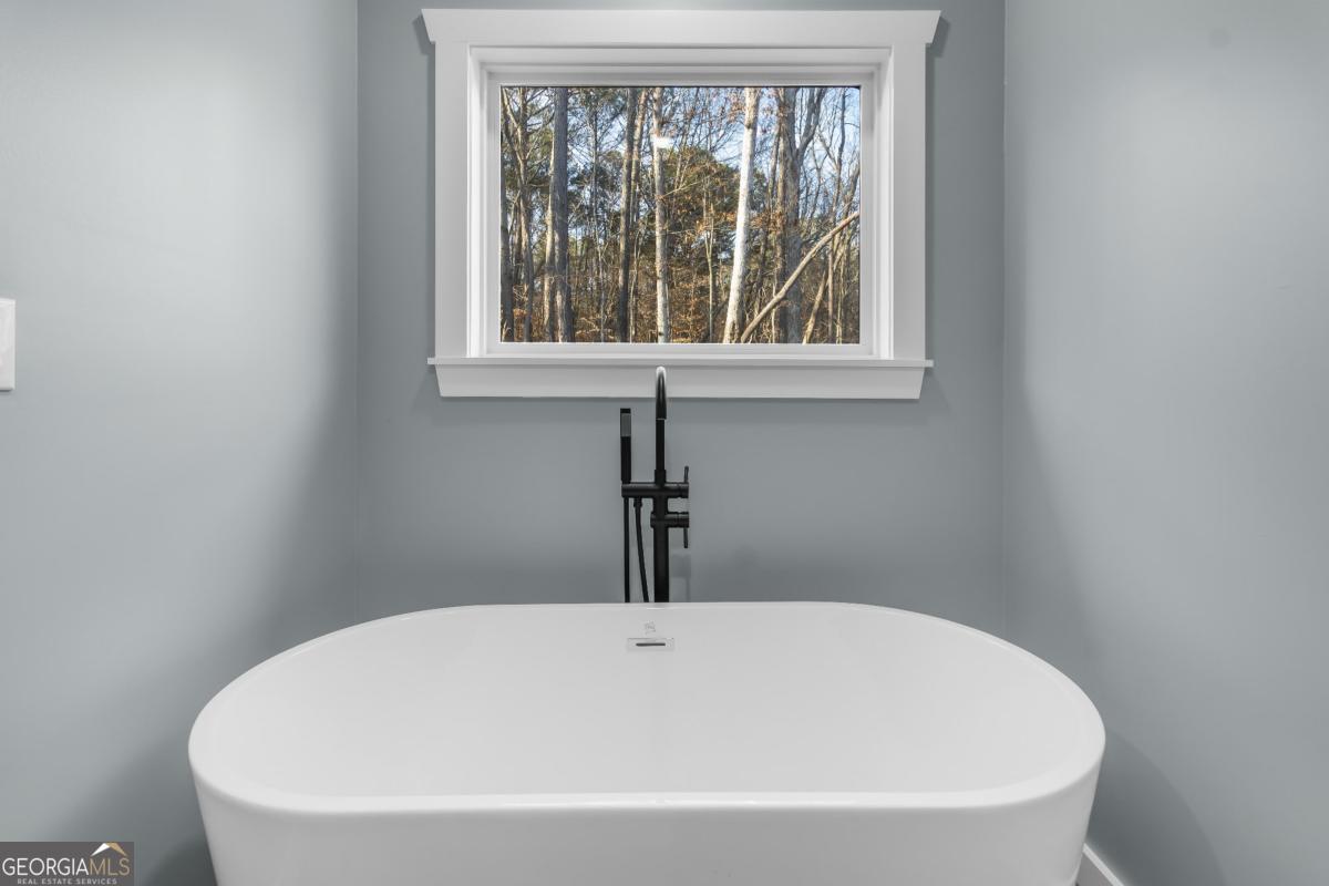 236 Ellington Road Ellijay GA 30540