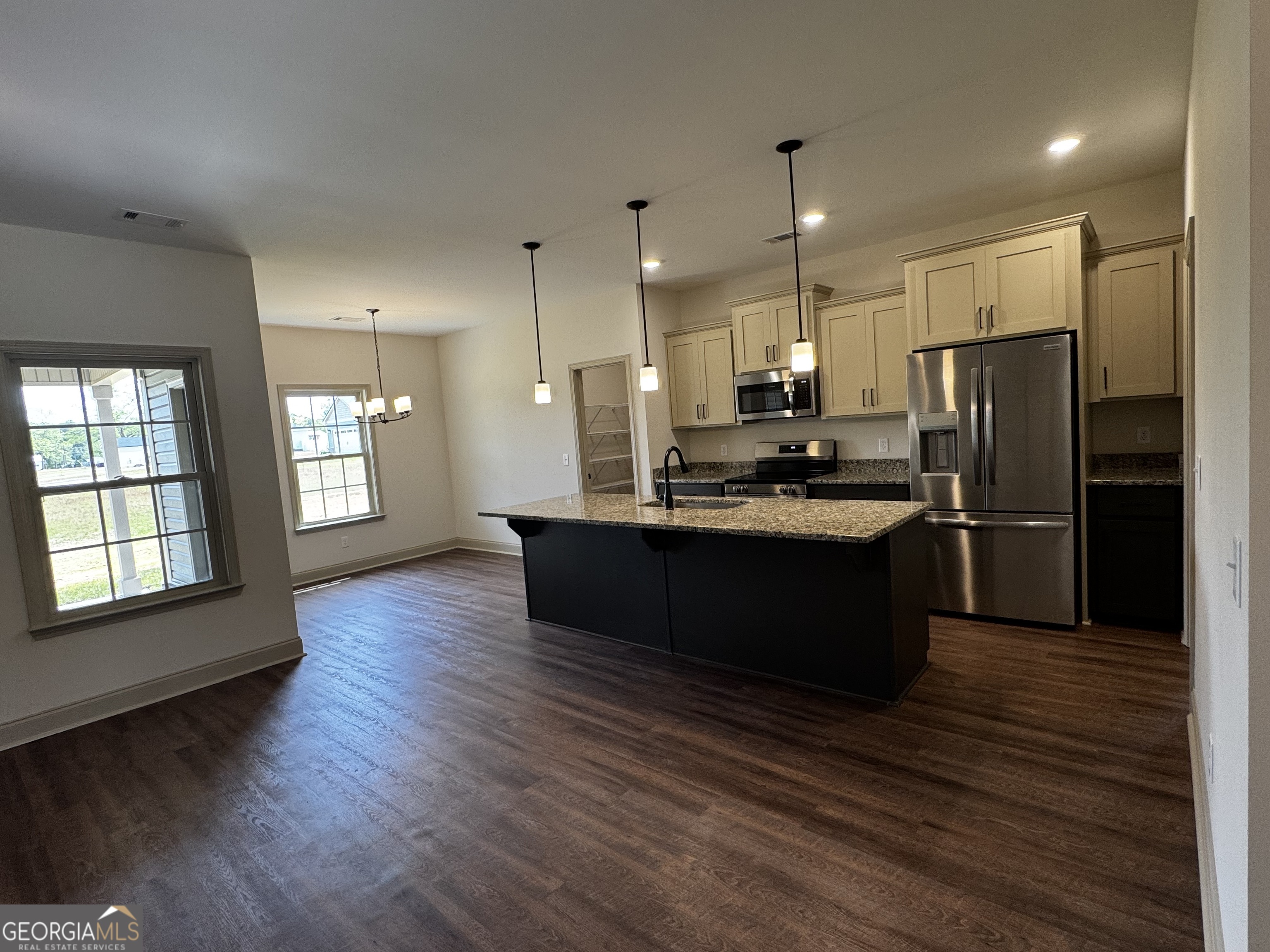 982 Mccranie Drive Metter GA 30439
