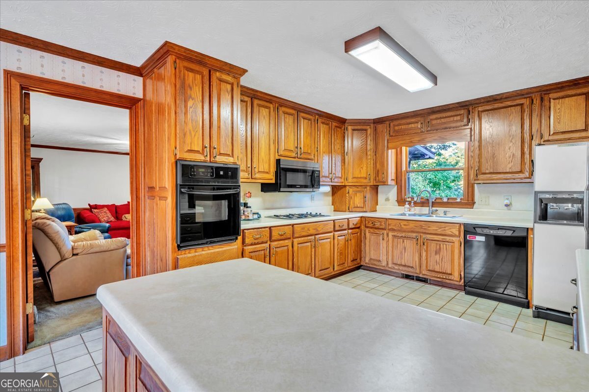 5011 SE West Lake Drive Conyers GA 30094