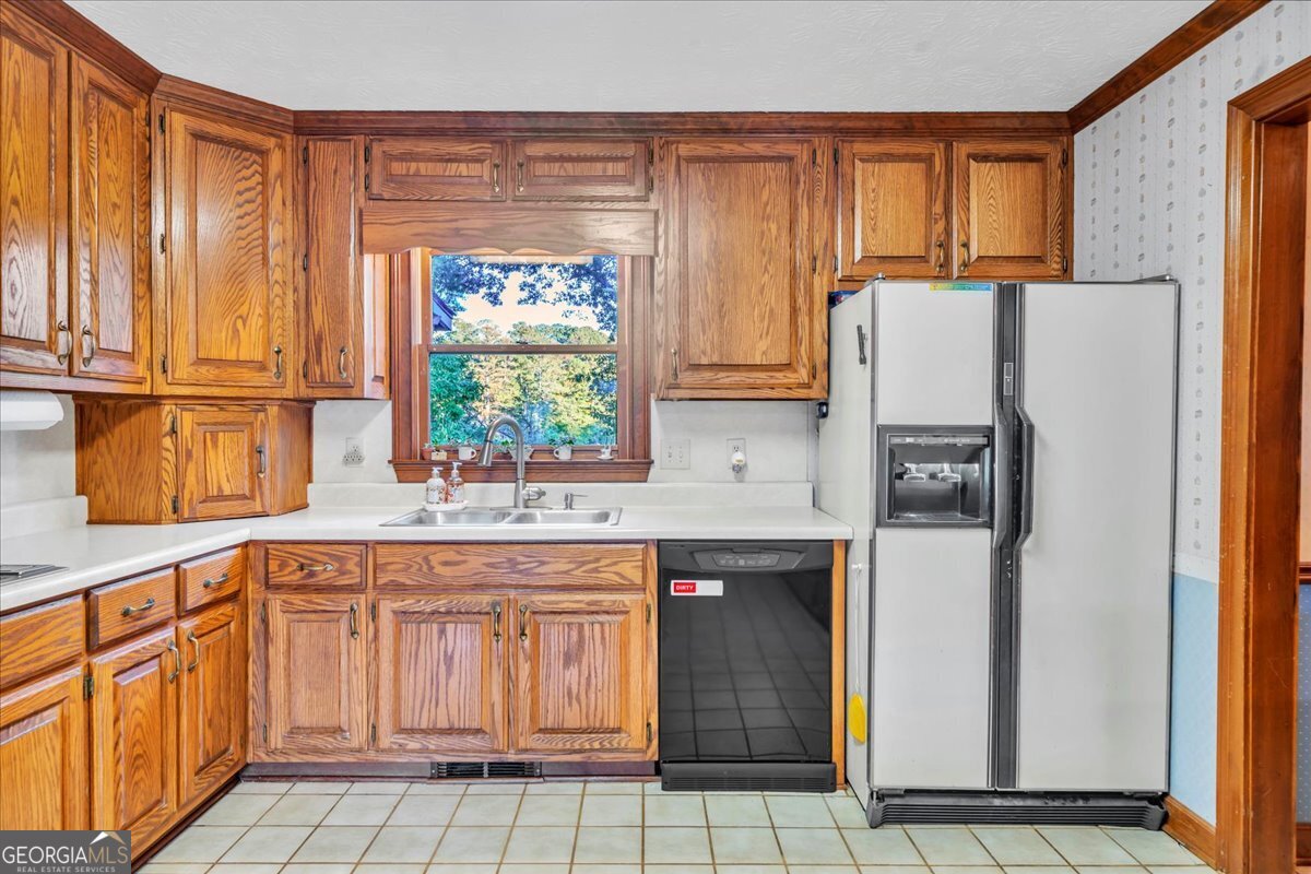 5011 SE West Lake Drive Conyers GA 30094