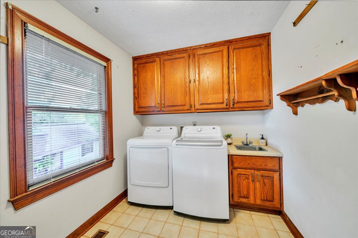 5011 SE West Lake Drive Conyers GA 30094