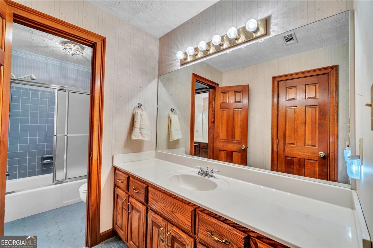 5011 SE West Lake Drive Conyers GA 30094