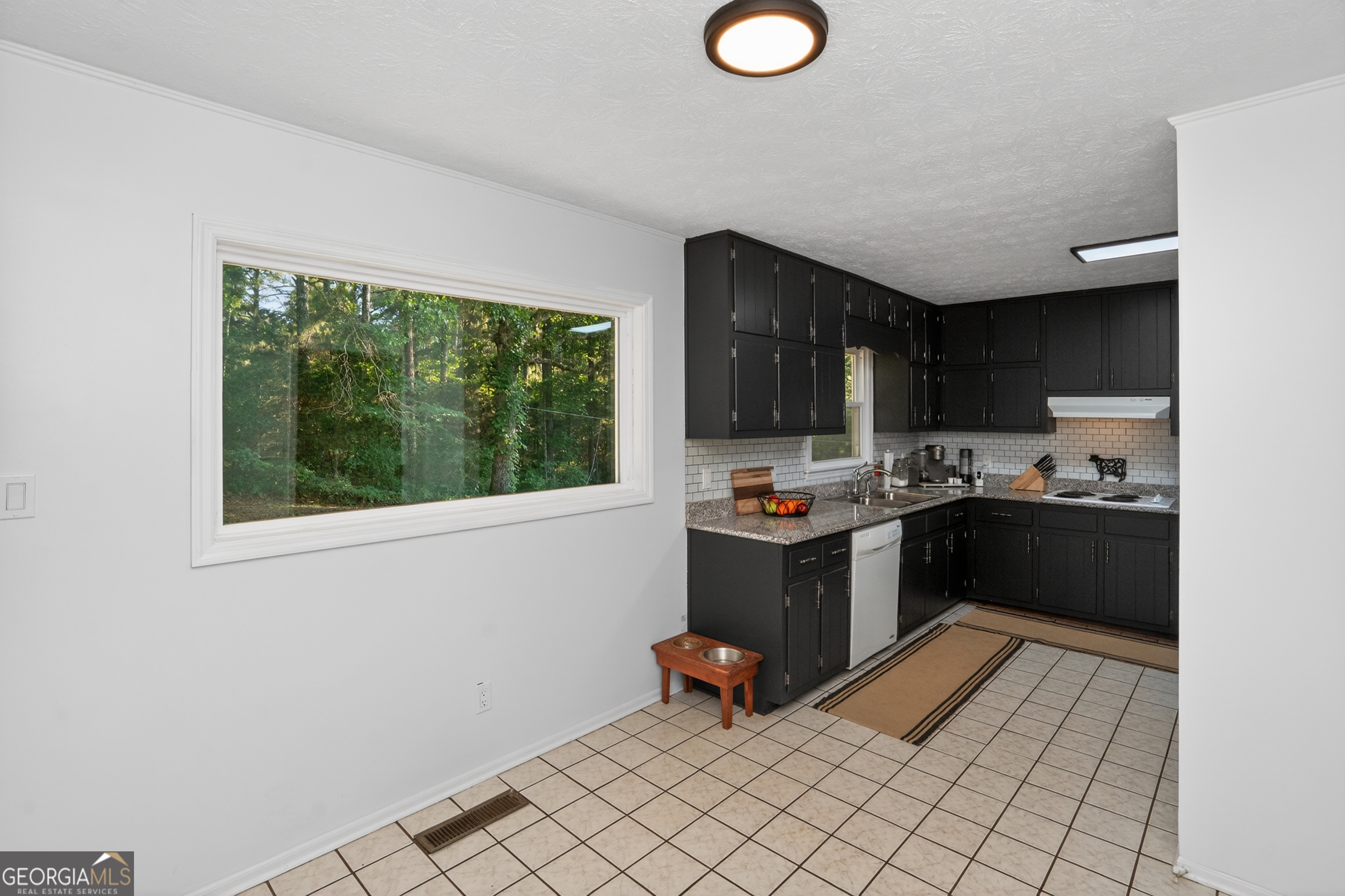 662 Highway 18 W Barnesville GA 30204
