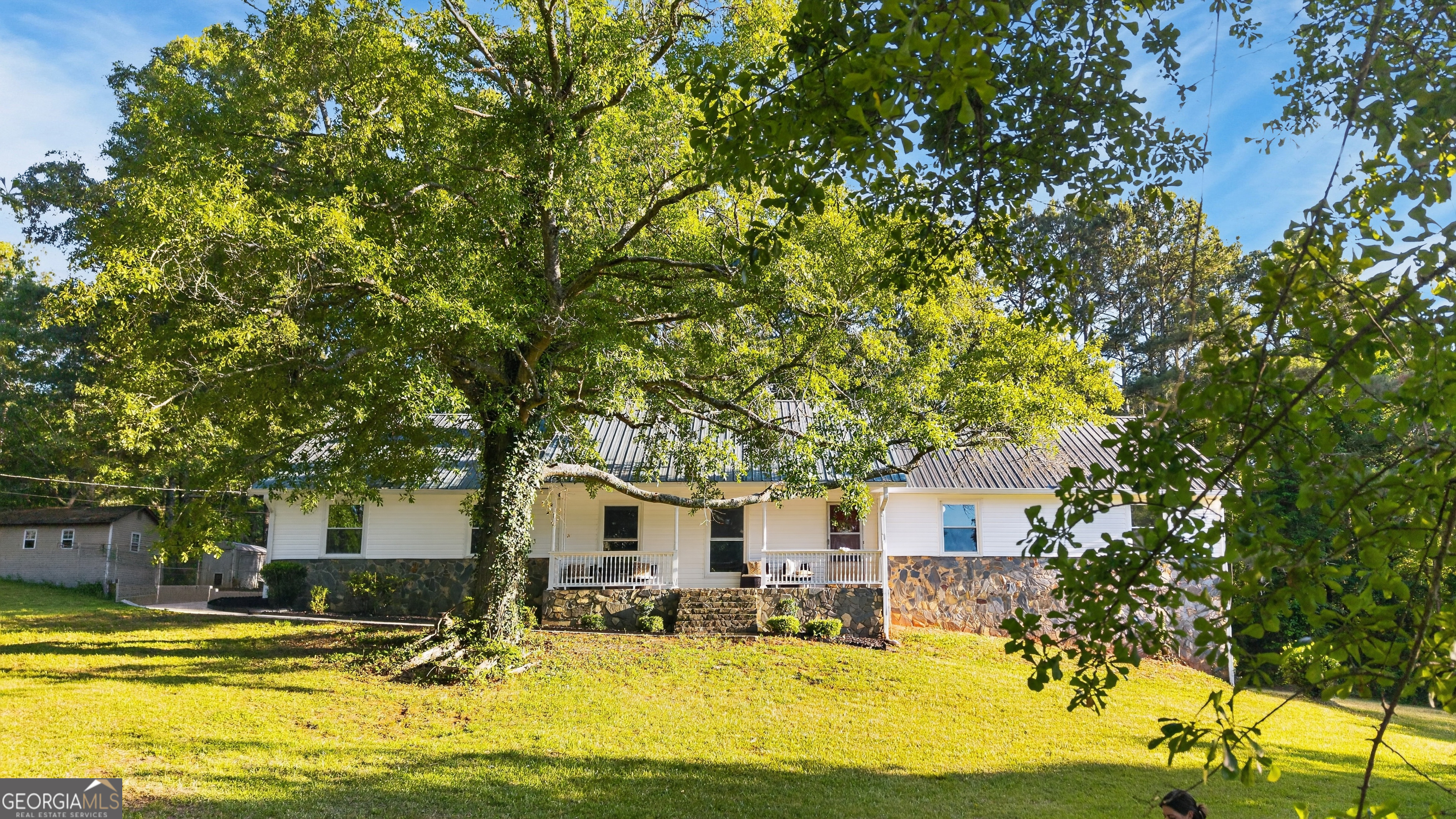 662 Highway 18 W Barnesville GA 30204
