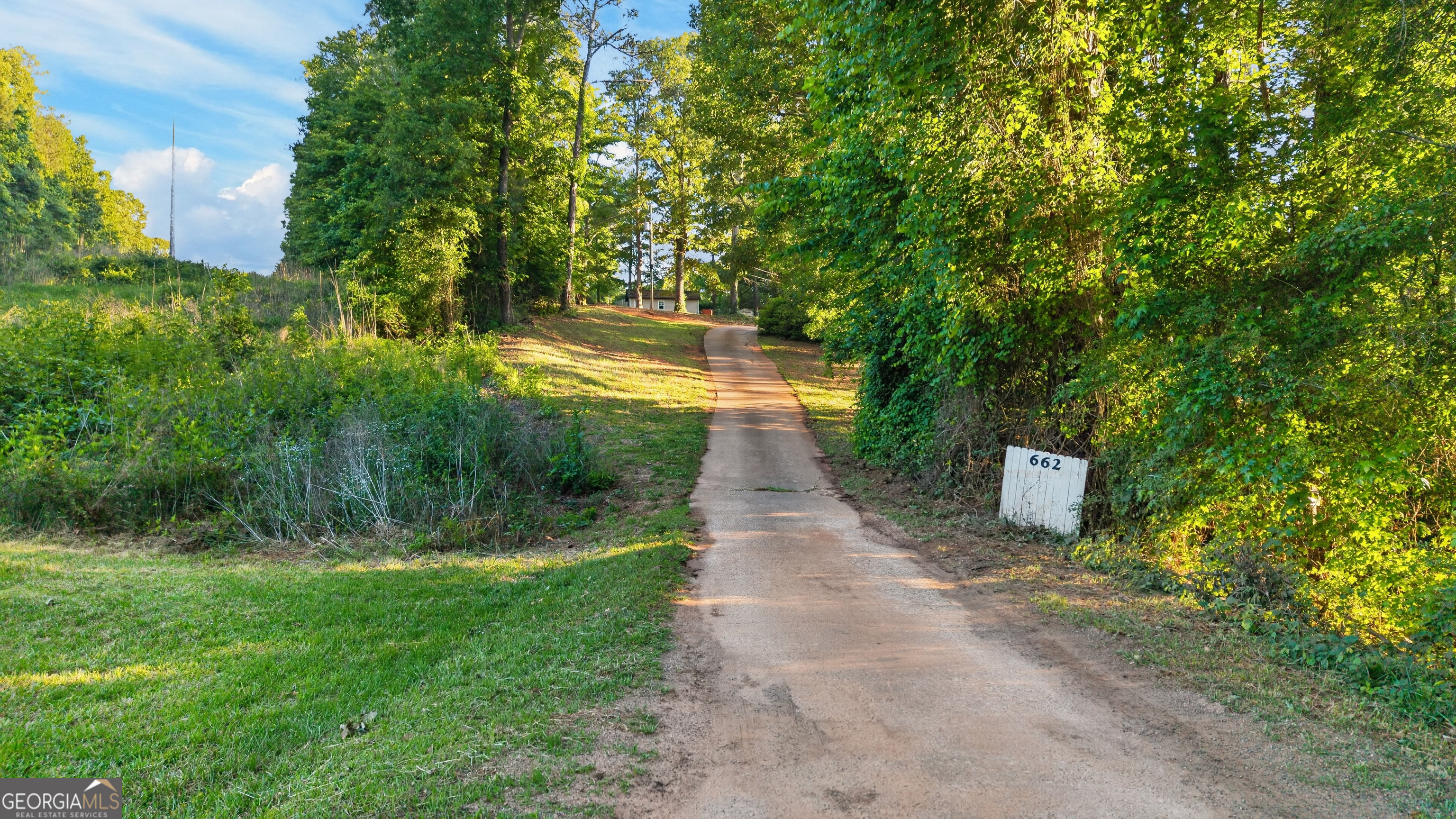 662 Highway 18 W Barnesville GA 30204