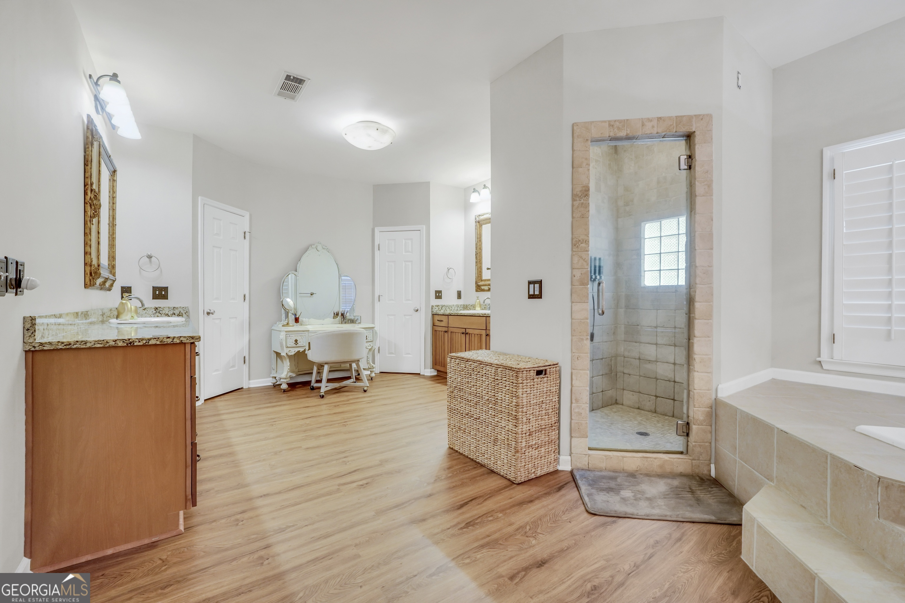 1010 Little River Way Alpharetta GA 30004