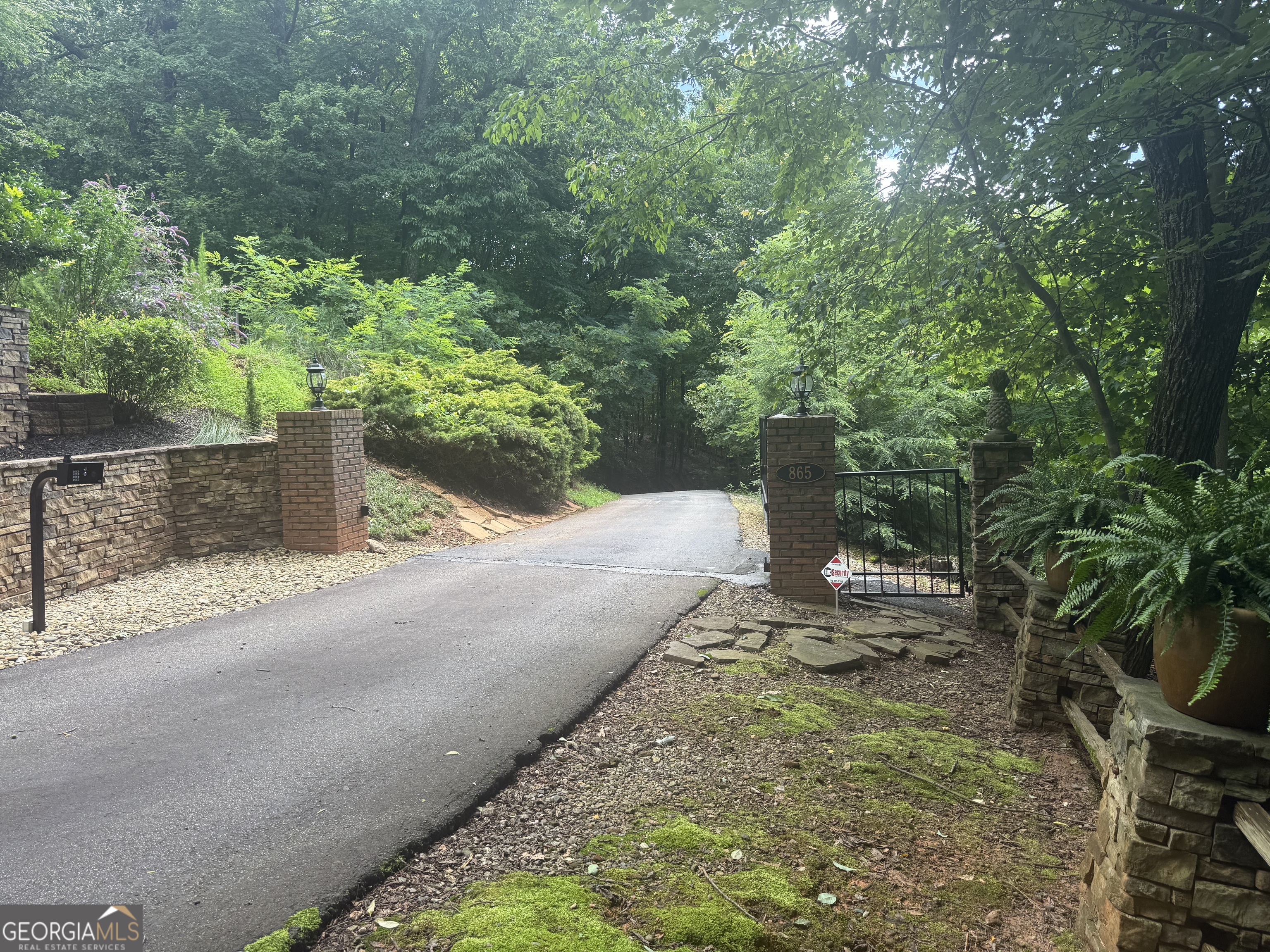 865 Laurel Ridge Road Cleveland GA 30528