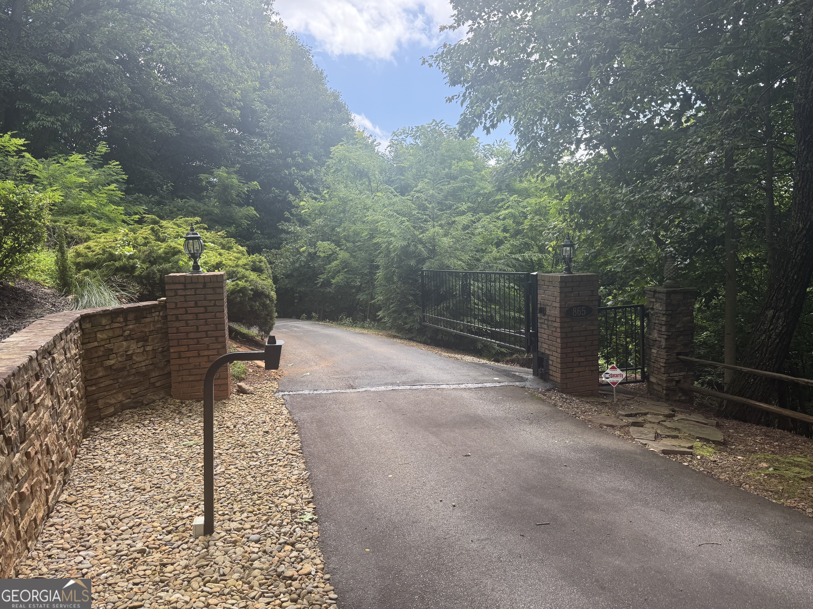 865 Laurel Ridge Road Cleveland GA 30528