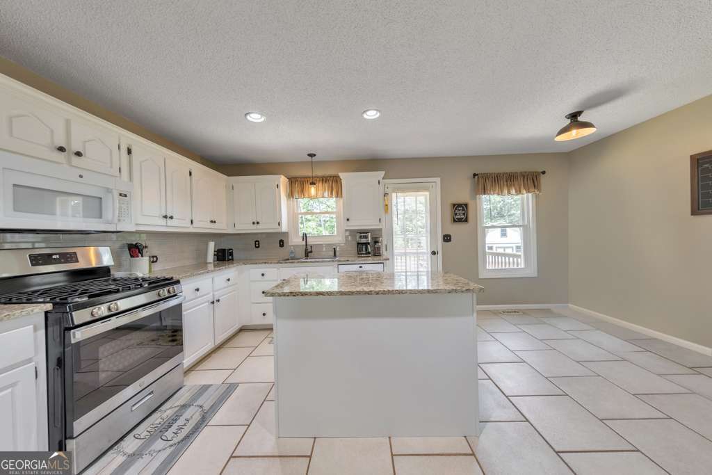 79 Riverstone Way Jasper GA 30143