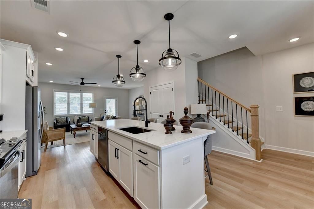 1927 Audra Alley Kennesaw GA 30144