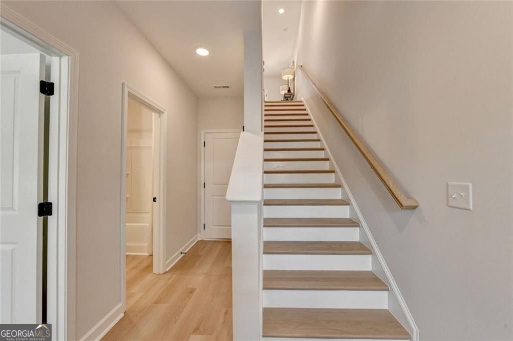1927 Audra Alley Kennesaw GA 30144