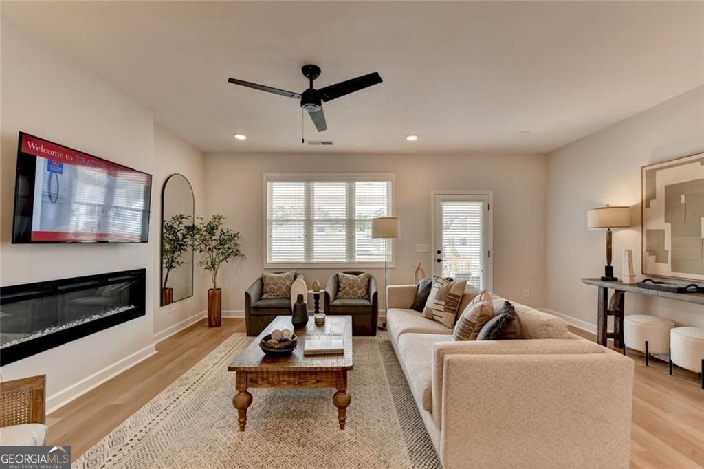 1927 Audra Alley Kennesaw GA 30144