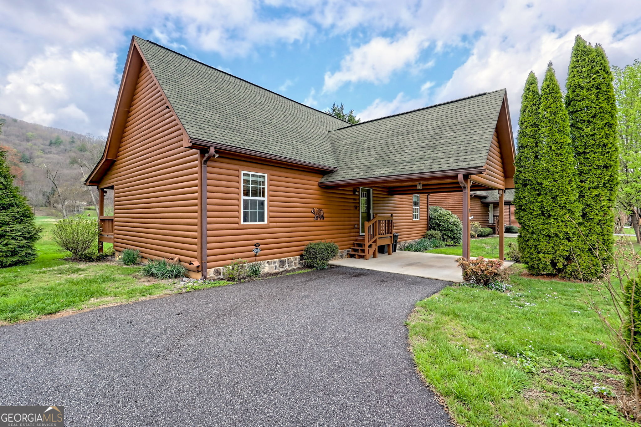 3556 Riverfront Lane Hiawassee GA 30546