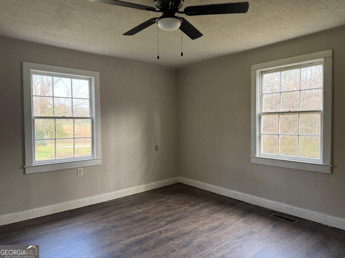 734 Bowersville Road Carnesville GA 30521