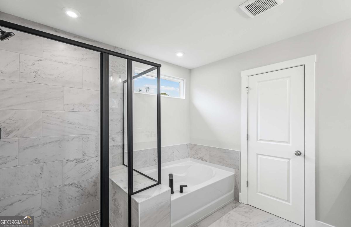 4810 Rosarian Drive Cumming GA 30040