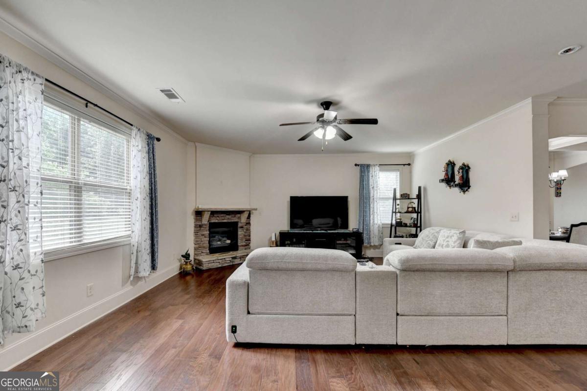 5705 Aspen Drive Cumming GA 30040