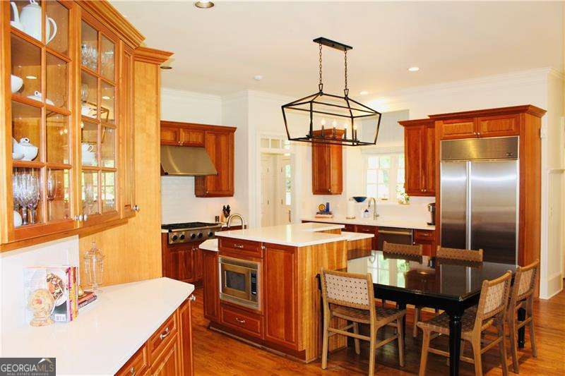 710 Cooper Sandy Cove Milton GA 30004